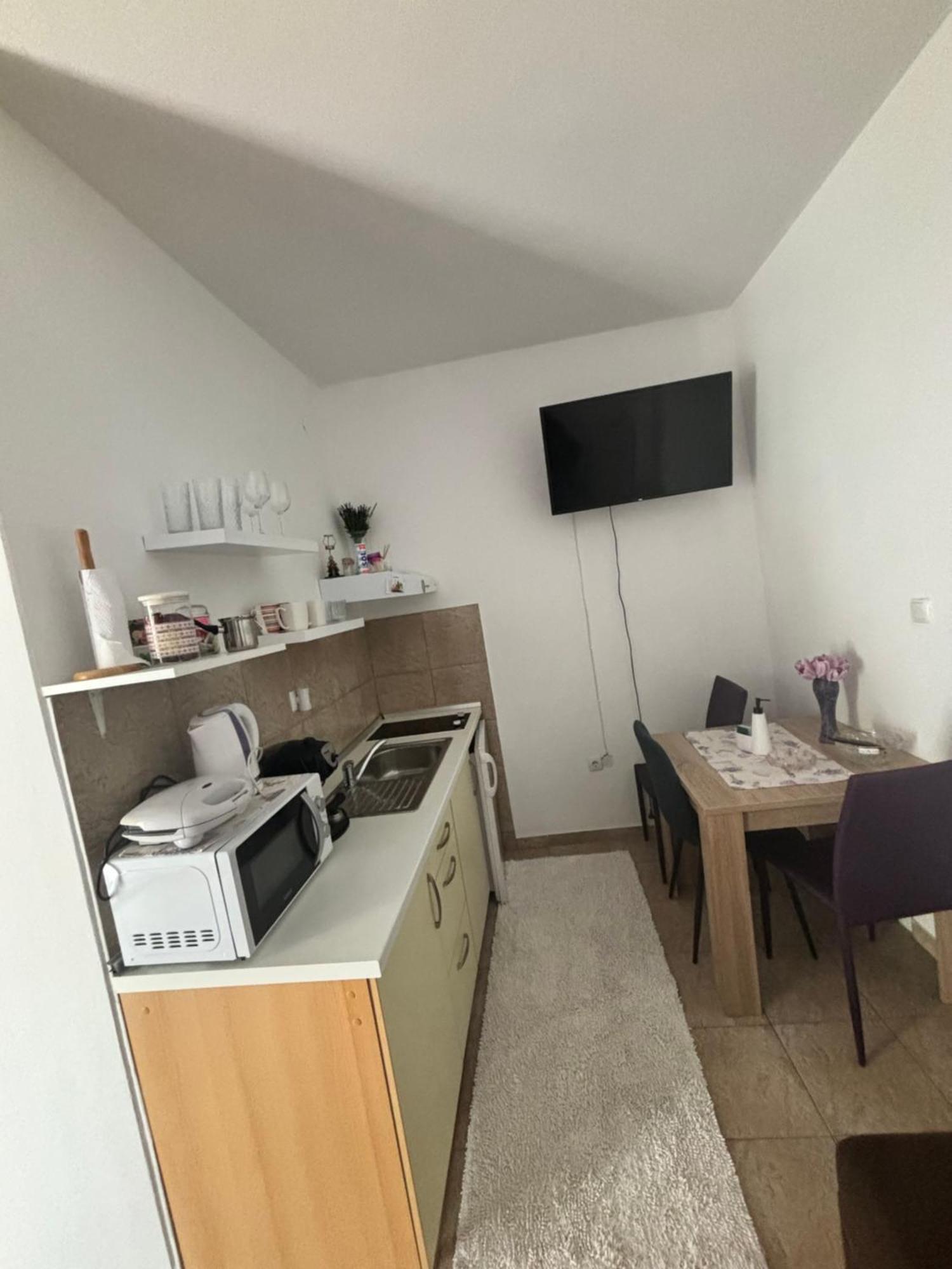 Apartments Ivana 비빈제 외부 사진